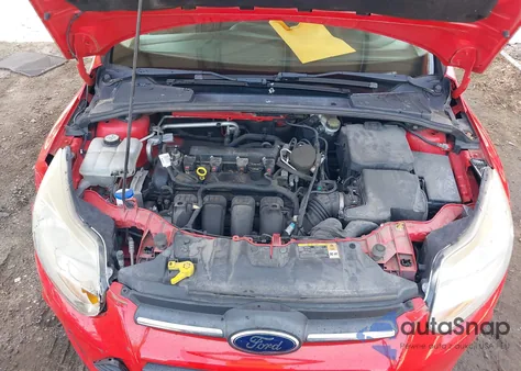 2014 Ford Focus Se from USA, damaged, VIN 1FADP3F27EL107212